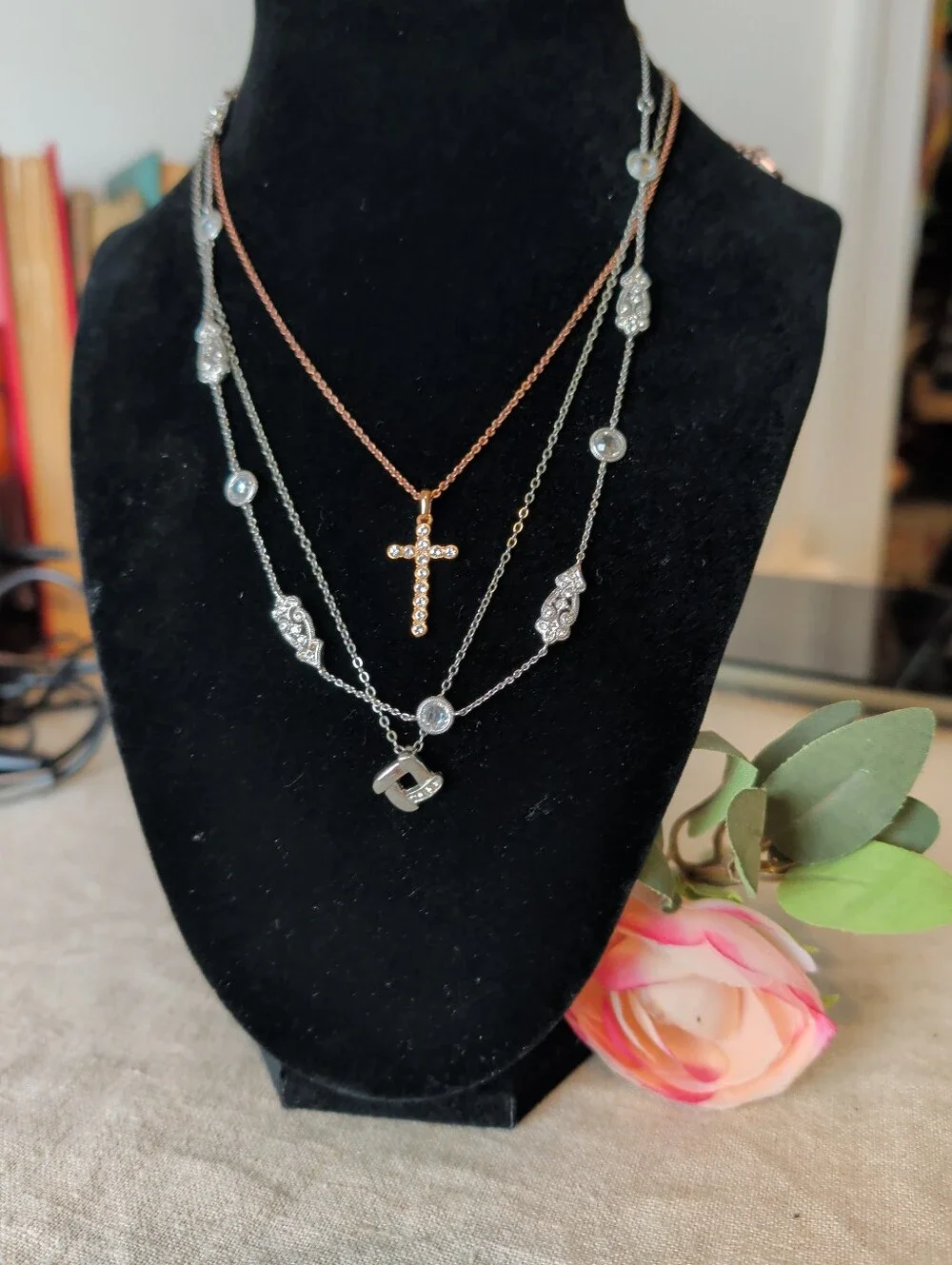 Talon elegant rose